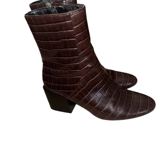 Zara Faux Leather Croc Embossed Wide Heeled Ankle Boots Size 38/7.5 - Picture 1 of 5